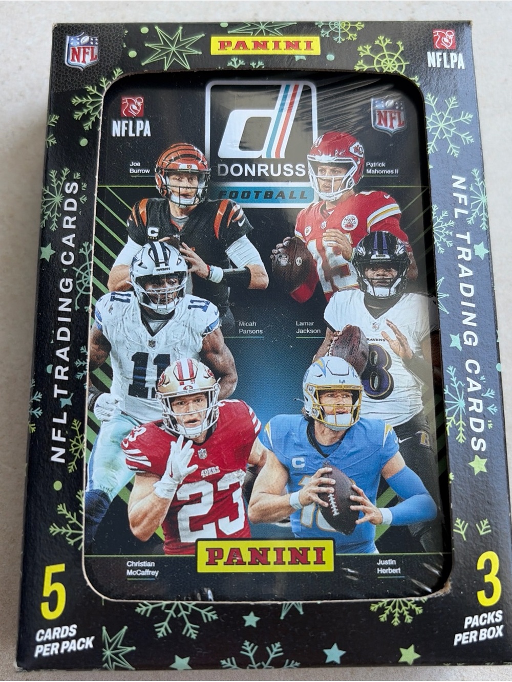 Panini Donruss NFL Trading Card Box - Black & Gold Accents